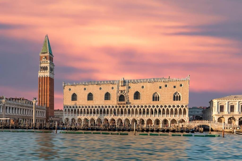 San Marco - Elegante Suite Venezia Eksteriør bilde